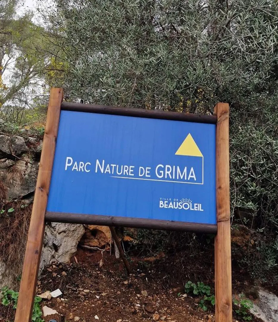 Le Mas D'Angeline, Vue Mer, Jardin Commun, Parking, Voiture Requise, 10 Min En Voiture De Monaco, Route Etroite, Pente Raide, Croisement Limite, Sea View, Shared Garden, Parking, Car Required, 10 Min Drive From Monaco, Narrow Steep Road, Limited Pass Beausoleil Appartamento