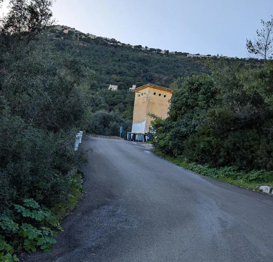 아파트 Le Mas D'Angeline, Vue Mer, Jardin Commun, Parking, Voiture Requise, 10 Min En Voiture De Monaco, Route Etroite, Pente Raide, Croisement Limite, Sea View, Shared Garden, Parking, Car Required, 10 Min Drive From Monaco, Narrow Steep Road, Limited Pass 보솔레이
